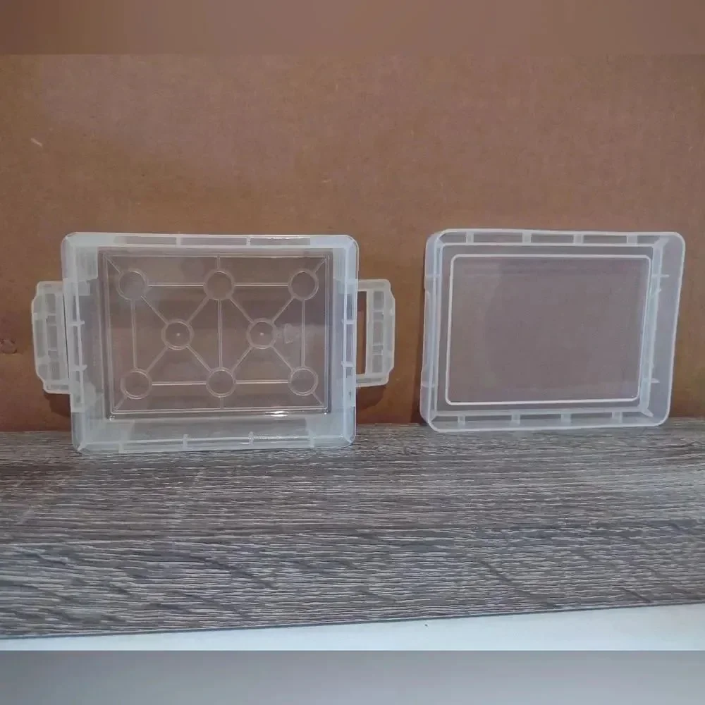 Football Trading Cards Plastic Container with snap lids lot of 10